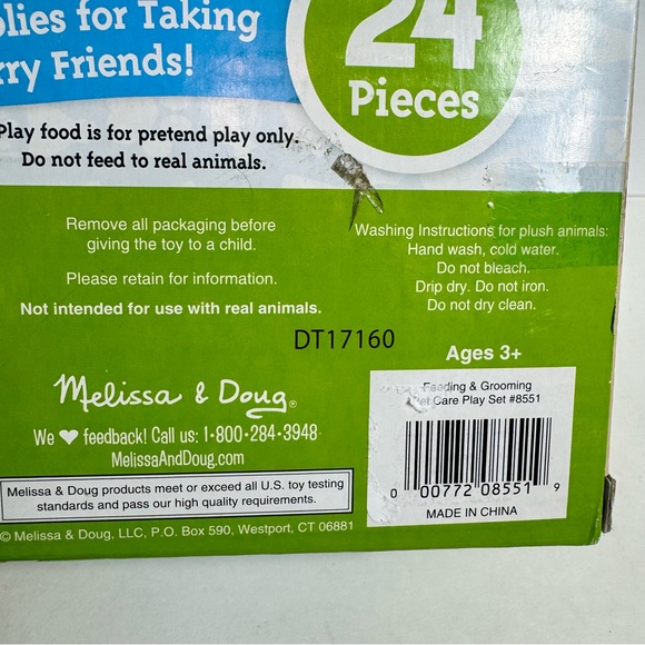 NWT. Melissa & Doug Feeding & Grooming Pet Care PlaySet
Ages 3+. 24 Pieces. - Picture 10 of 10